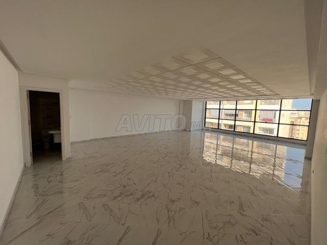 مكتب للإيجار – الحي الإداري، طنجة - 2