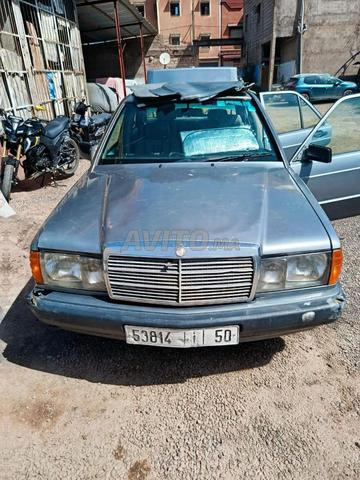 Mercedes 190