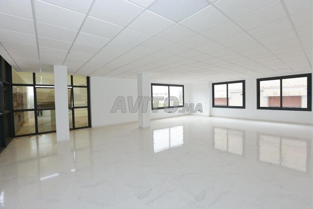 مكتب طابق علوي للإيجار، وسط مدينة بركان