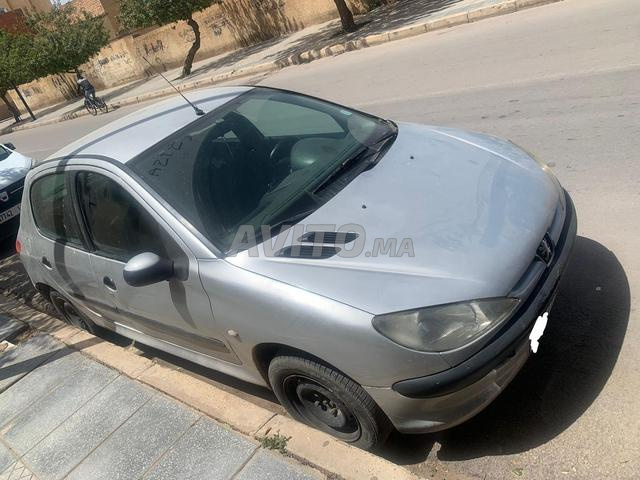 Peugeot 206 Essence Manuelle 2004 à Oujda