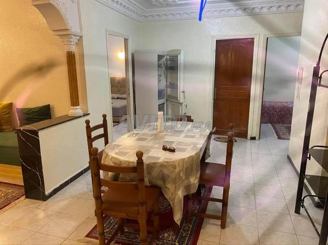 شقة في المستوى للإيجار - 2