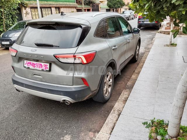Ford Kuga - 2