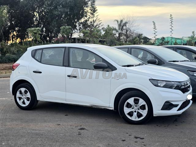 سانديرو 2023 توب - 2