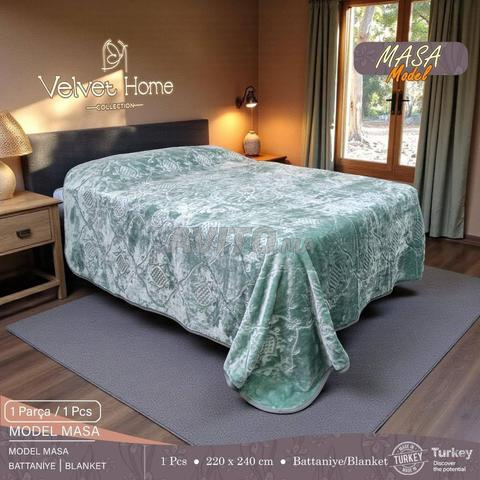 Couvertures, couvre-lits et serviettes à vendre - 2