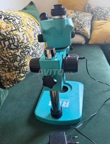 Microscope RF4 - 2