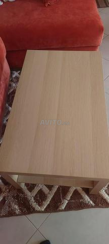 طاولة تلفاز لا تزال جديدة - 2