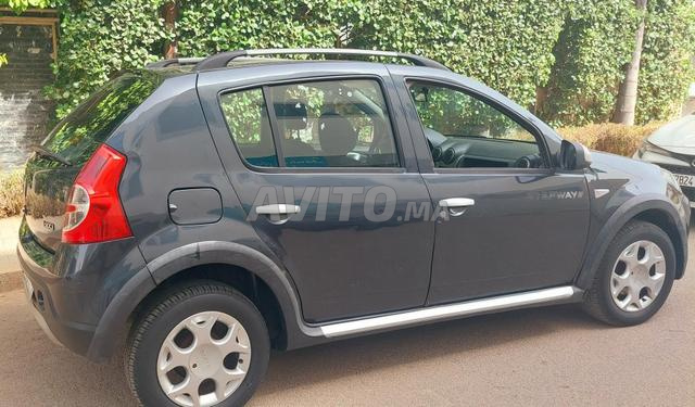 داسيا سانديرو ستيبواي