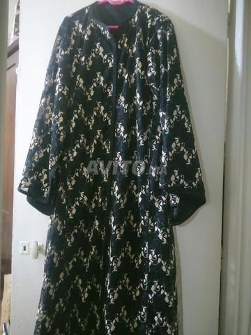 طاكشيطة دانتيل قفطان