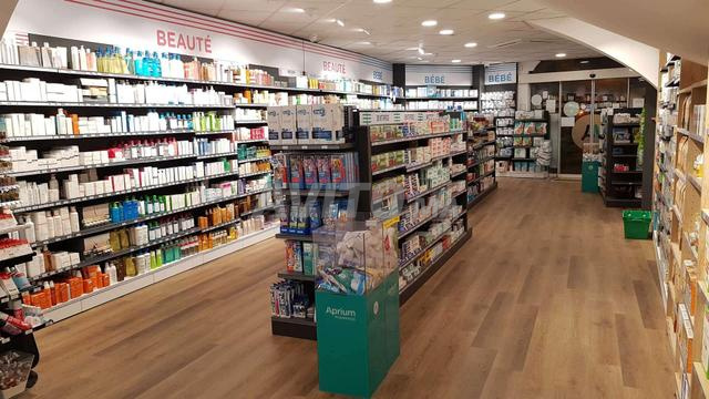 Rayonnage para pharmacie et cosmétique NA