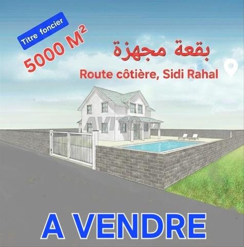 Terrain de 5000 m² équipé avec villa et piscine près d'Oulad Blanca