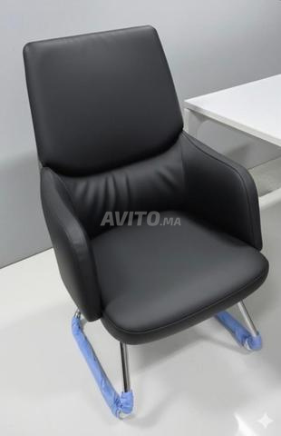 Pack fauteuil de direction/chaise visiteur/armoire - 2