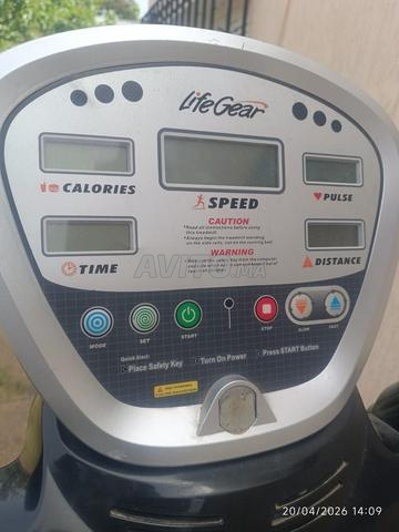 جهاز المشي بحالة جيدة - 2