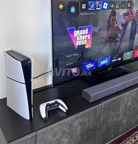 Ps5 Slim avec plein de jeux