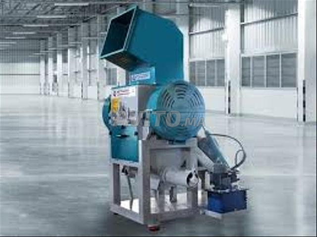 Broyeur PET humide industriel 90 kW 800 kg/h