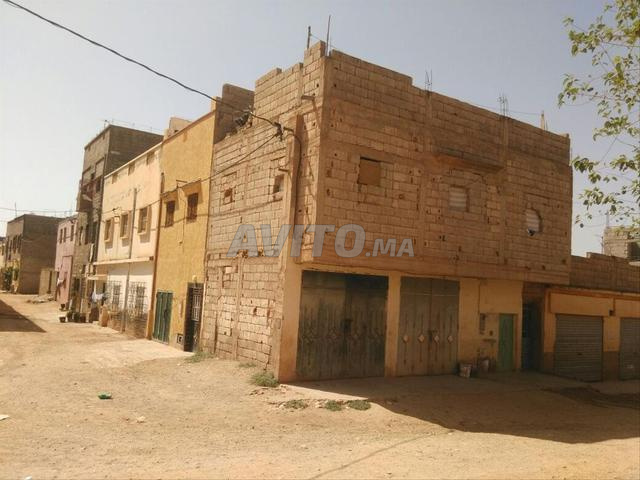 مشط بالقرب من الحي الجامعي ببني ملال