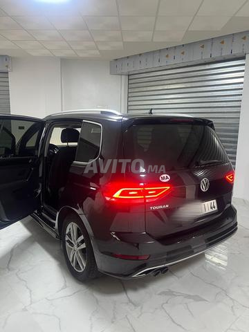 Volkswagen Touran 2L Rline modèle 2017 dédouané 2021