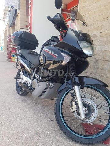 هوندا ترانسالپ 650 - 2