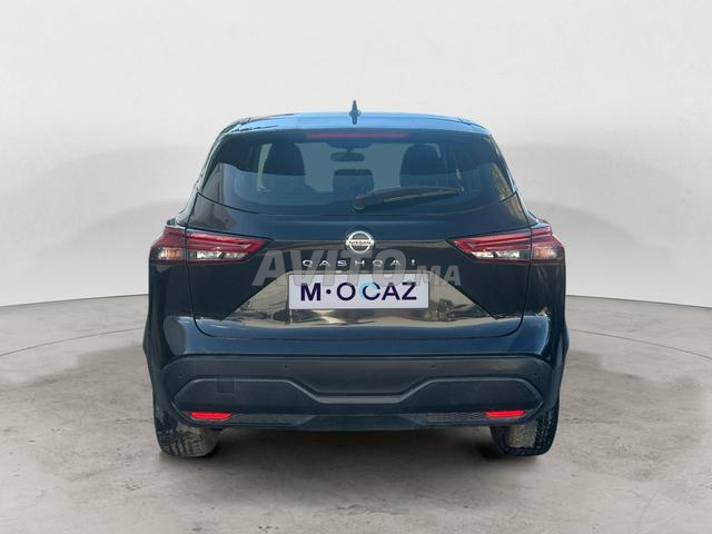 NISSAN. Qashqai