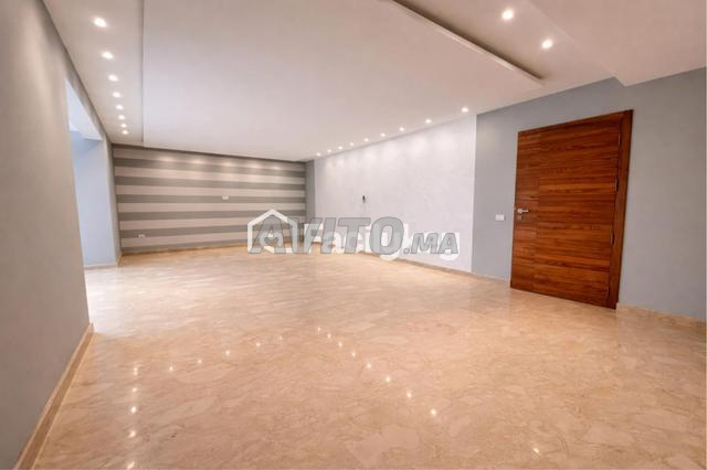 Appartement de 160 m² à Casablanca - 2