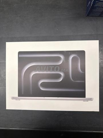 MacBook Pro 14 pouces M5 16 Go RAM 512 SSD neuf