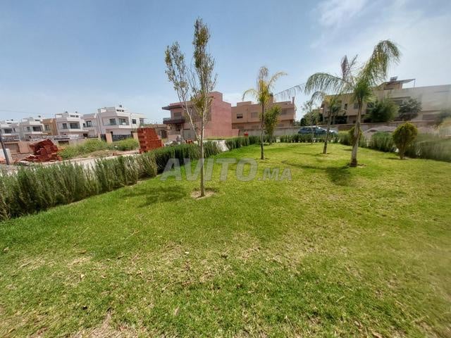 فيلا فاخرة بحمام سباحة وإطلالة بانورامية