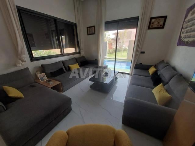 فيلا فاخرة بحمام سباحة وإطلالة بانورامية