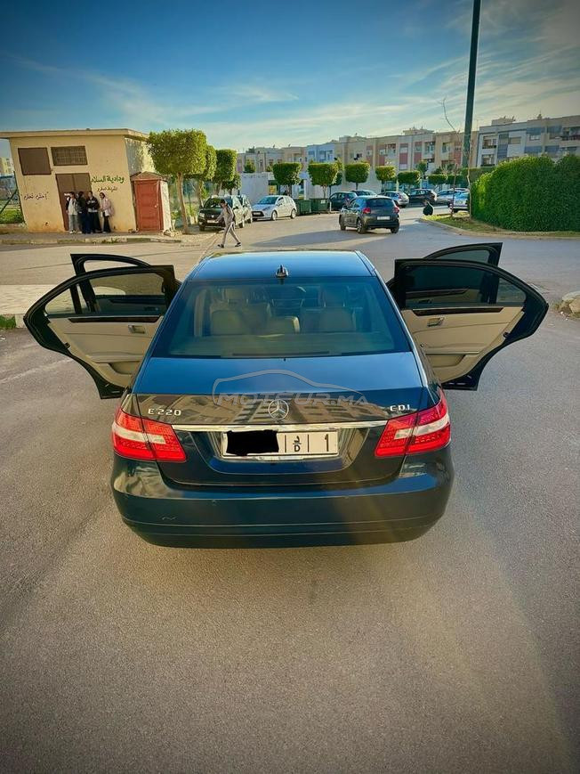 Mercedes E220 للييع