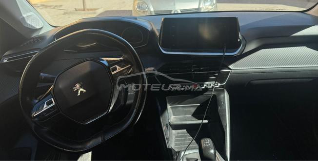 Peugeot 208 très propre