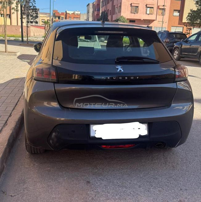 Peugeot 208 très propre