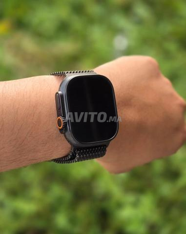 Apple Watch Ultra 3 noire - 2
