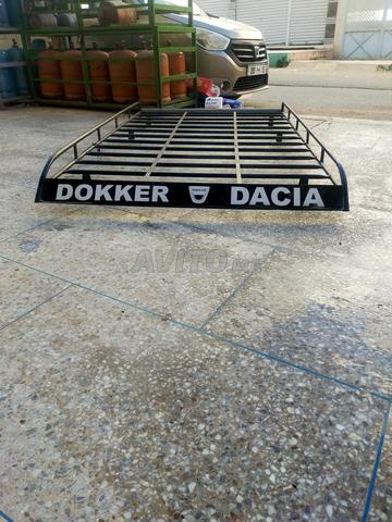 سطح مليح داسيا دوكير