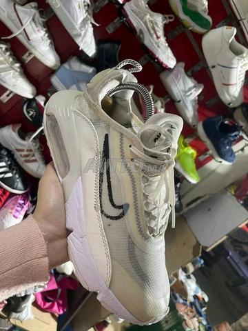 Chaussure originale taille 40 - 2