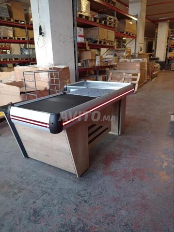 مخرج صندوق متاح فوراً