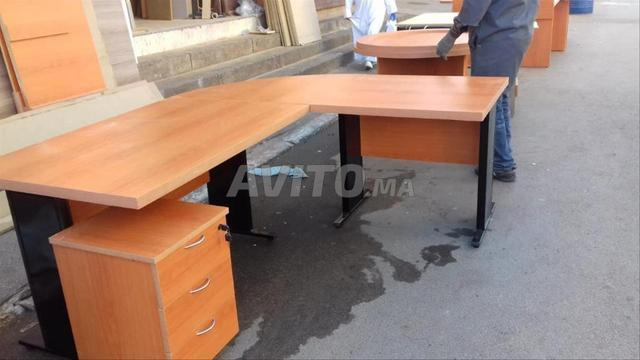 BUREAU SEMI METALIQUE FABRICATION - 2