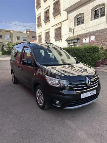 رينو إكسبريس ديزل يدوي 2021 في أكادير