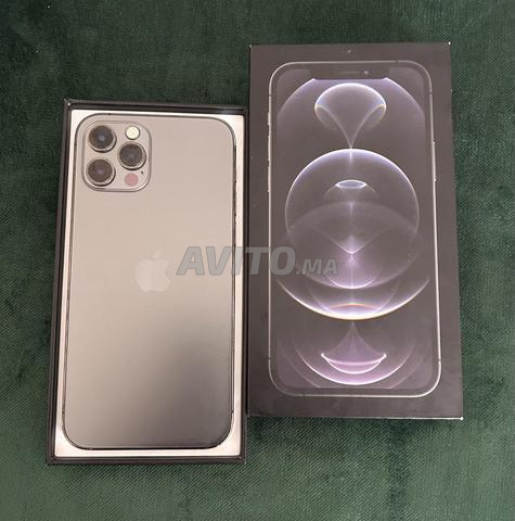 iPhone 12 Pro avec boîte