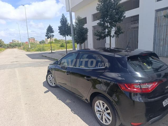 Mégane 4 propre, bien - 2