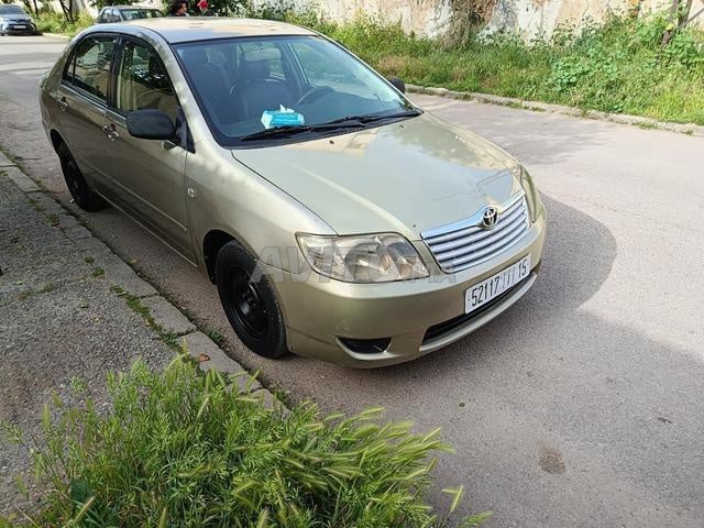 بيع تويوتا كورولا 2007 بحالة جيدة