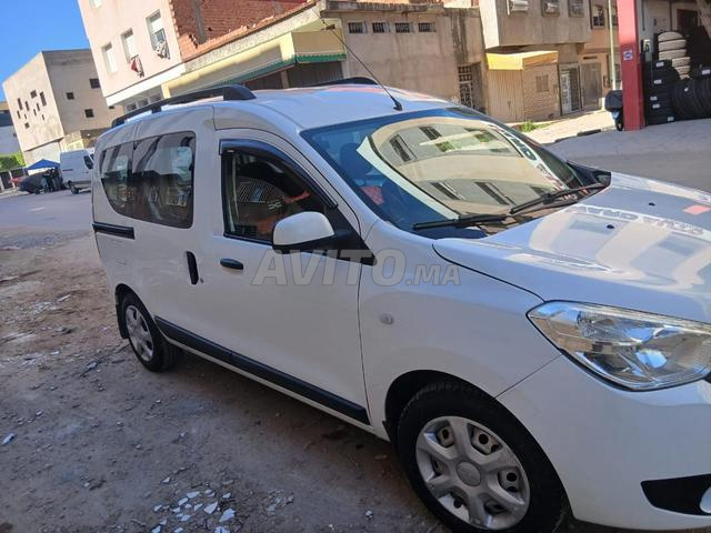 انظر هذه الفرصة الرائعة! سيارة داسيا دوكر للبيع