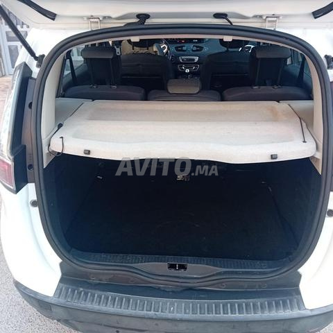 رينو سينيك 3 في الجديدة