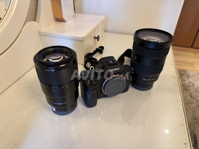 كاميرا سوني A7 III، 24-70 GM، 90 ماكرو