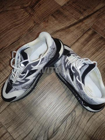 فالنتينو غارافاني ويد رانر أصلي