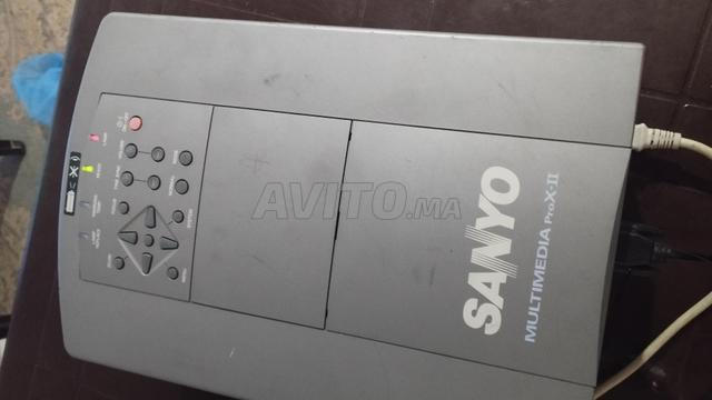Data show Sanyo - 2