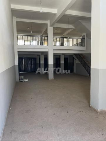 Local commercial 140m - 2