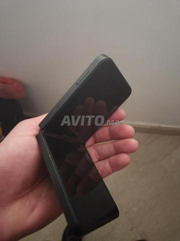 Samsung Z Flip7 FE 256 Go