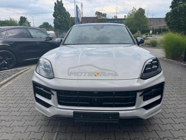 Porsche Cayenne Hybride Automatique 2025 à Rabat