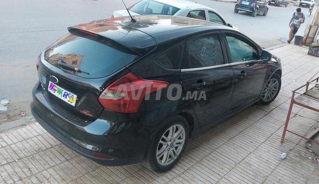 Ford focus. 2014. climatisé - 2