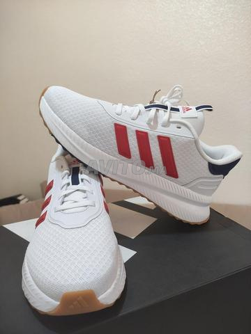 أحذية أديداس أوريجينالز أصلية 💯 مقاس 42.5 - 2