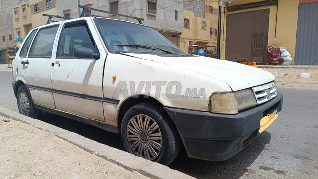 فيات أونو بنزين يدوية 1997 في تطوان