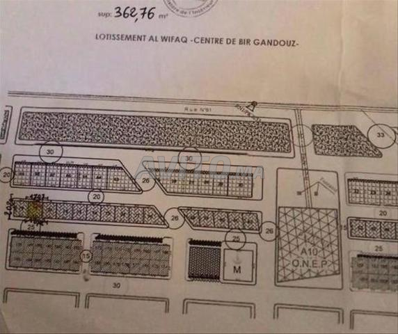 Terrain commercial à la lotissement Al Wifak
